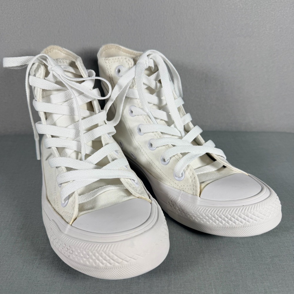 Converse Chuck Taylor All Star Hi White Mono Sneakers Womens 6 Mens 4